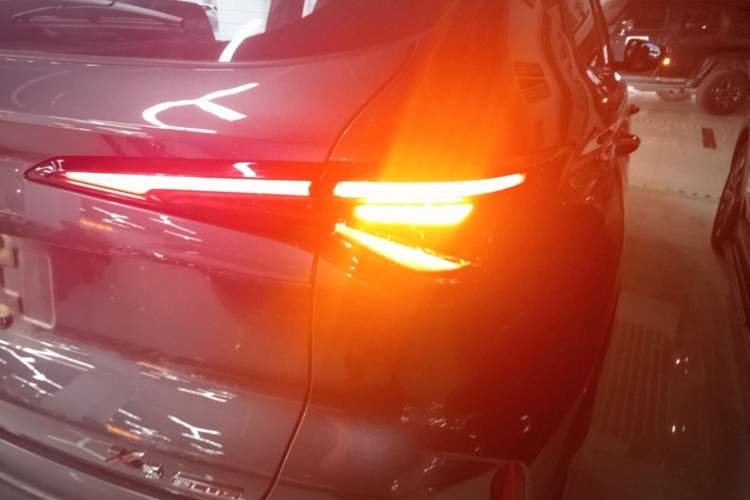 Used CHANGAN X5 PLUS 2025 1.5T DCT Pioneer Edition Exterior 3