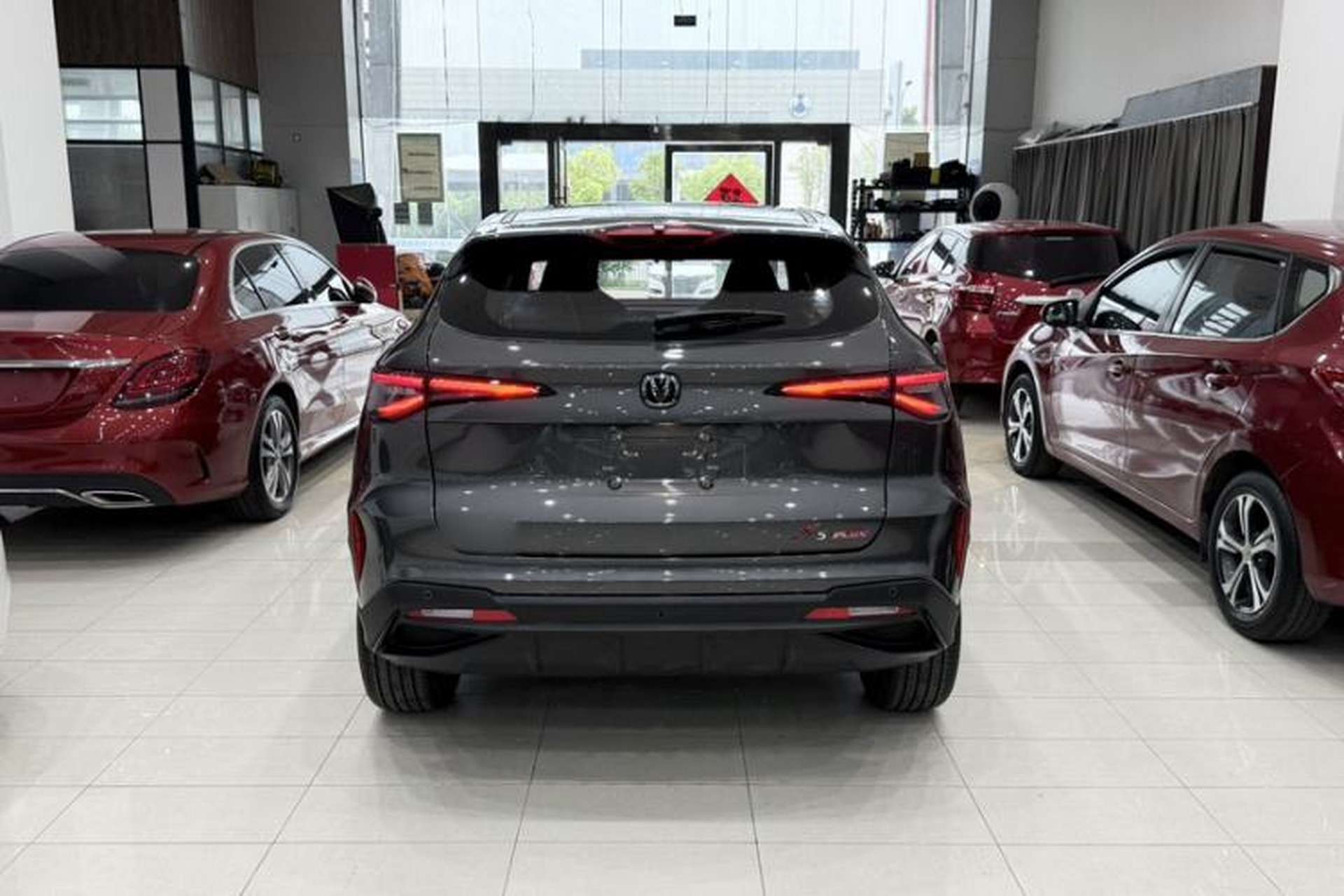 Used CHANGAN X5 PLUS 2025 1.5T DCT Pioneer Edition Exterior 5