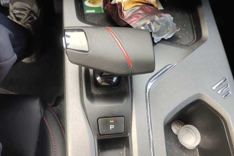 Used CHANGAN X5 PLUS 2025 1.5T DCT Superior Edition Gear Lever