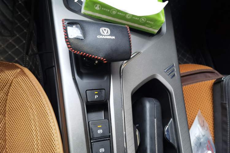Used CHANGAN X5 PLUS 2025 1.5T DCT High-Energy Version Gear Lever