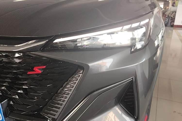 Used CHANGAN X5 PLUS 2025 1.5T DCT Excellence Edition Left Front Headlight