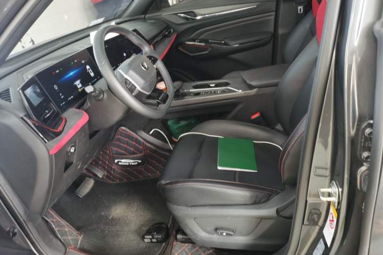 Used CHANGAN X5 PLUS 2025 1.5T DCT ZhiZun Edition Left Front Seat