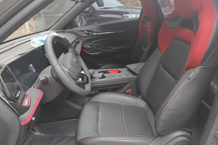 Used CHANGAN X5 PLUS 2025 1.5T DCT Excellence Edition Left Front Seat