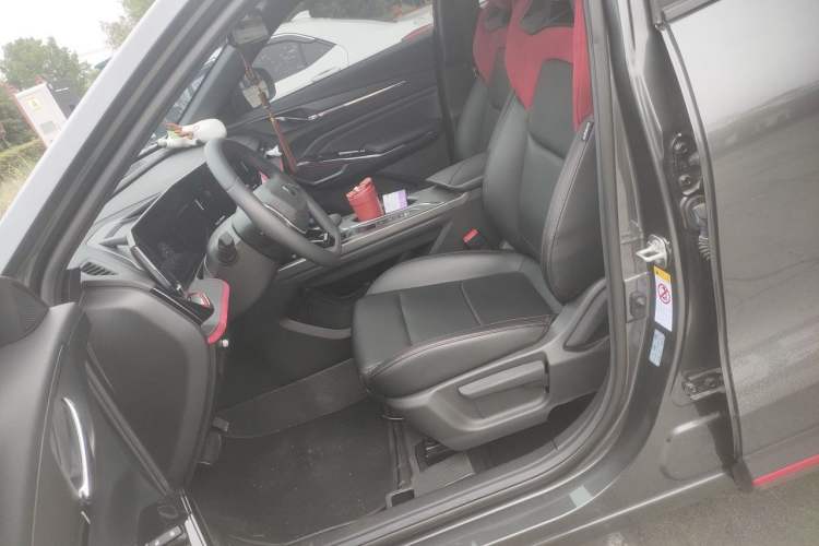 Used CHANGAN X5 PLUS 2025 1.5T DCT Pioneer Edition Left Front Seat