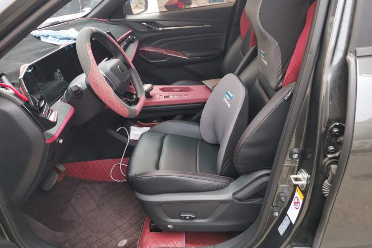 Used CHANGAN X5 PLUS 2025 1.5T DCT Excellence Edition Left Front Seat