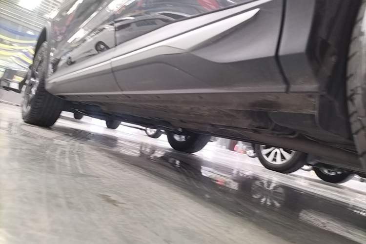 Used CHANGAN X5 PLUS 2025 1.5T DCT High-Energy Version Left Side Sill