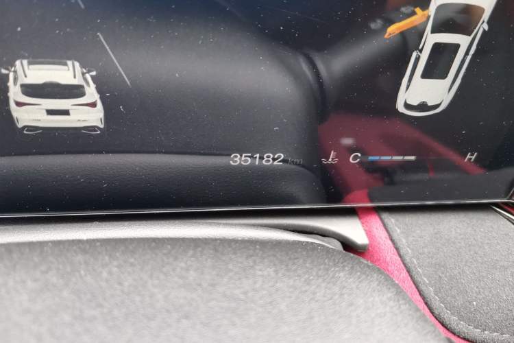 Used CHANGAN X5 PLUS 2025 1.5T DCT Excellence Edition Odometer Close Up