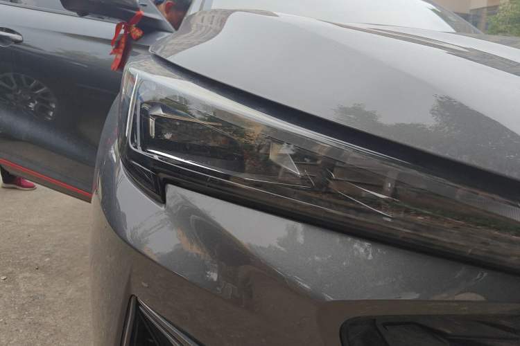Used CHANGAN X5 PLUS 2025 1.5T DCT Excellence Edition Right Front Headlight