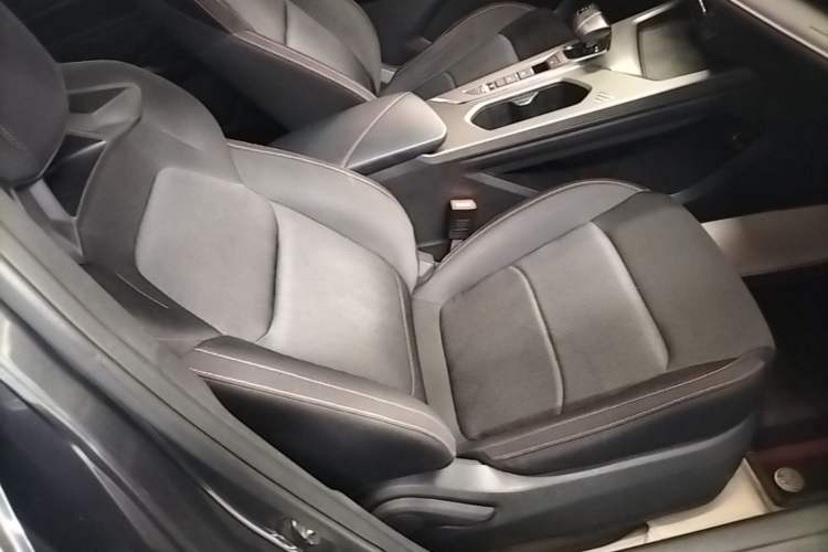 Used CHANGAN X5 PLUS 2025 1.5T DCT High-Energy Version Right Front Seat