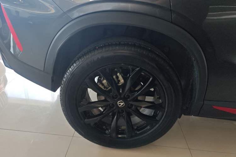 Used CHANGAN X5 PLUS 2025 1.5T DCT Excellence Edition Right Rear Wheel Hub