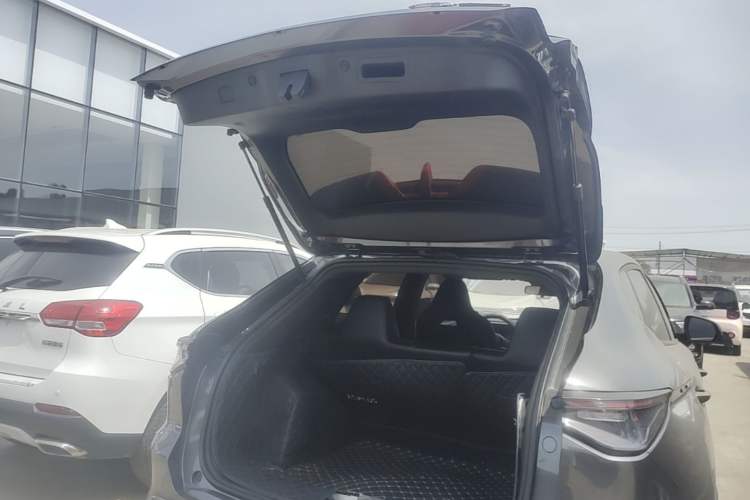Used CHANGAN X5 PLUS 2025 1.5T DCT Pioneer Edition Trunk