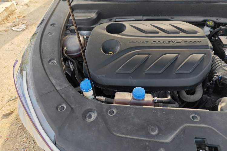 Used CHANGAN X5 PLUS 2025 1.5T DCT Excellence Edition Engine Bay Right