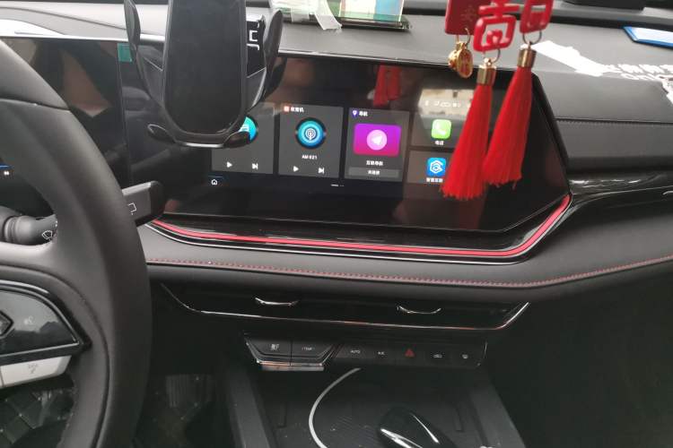 Used CHANGAN X5 PLUS 2025 1.5T DCT High-Energy Version Audio And AC Panel