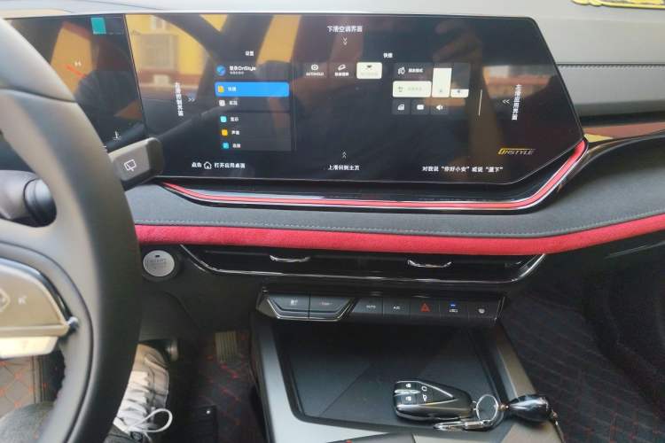 Used CHANGAN X5 PLUS 2025 1.5T DCT Pioneer Edition Audio And AC Panel