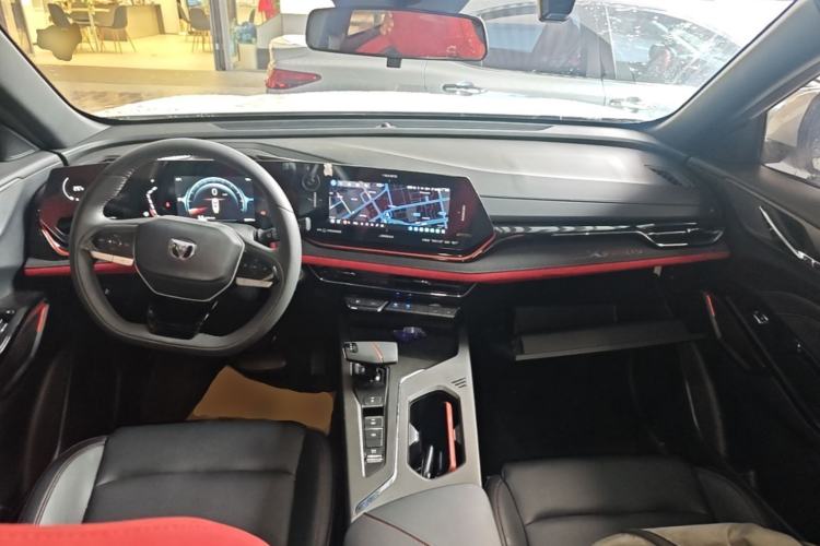 Used CHANGAN X5 PLUS 2025 1.5T DCT Pioneer Edition Center Console