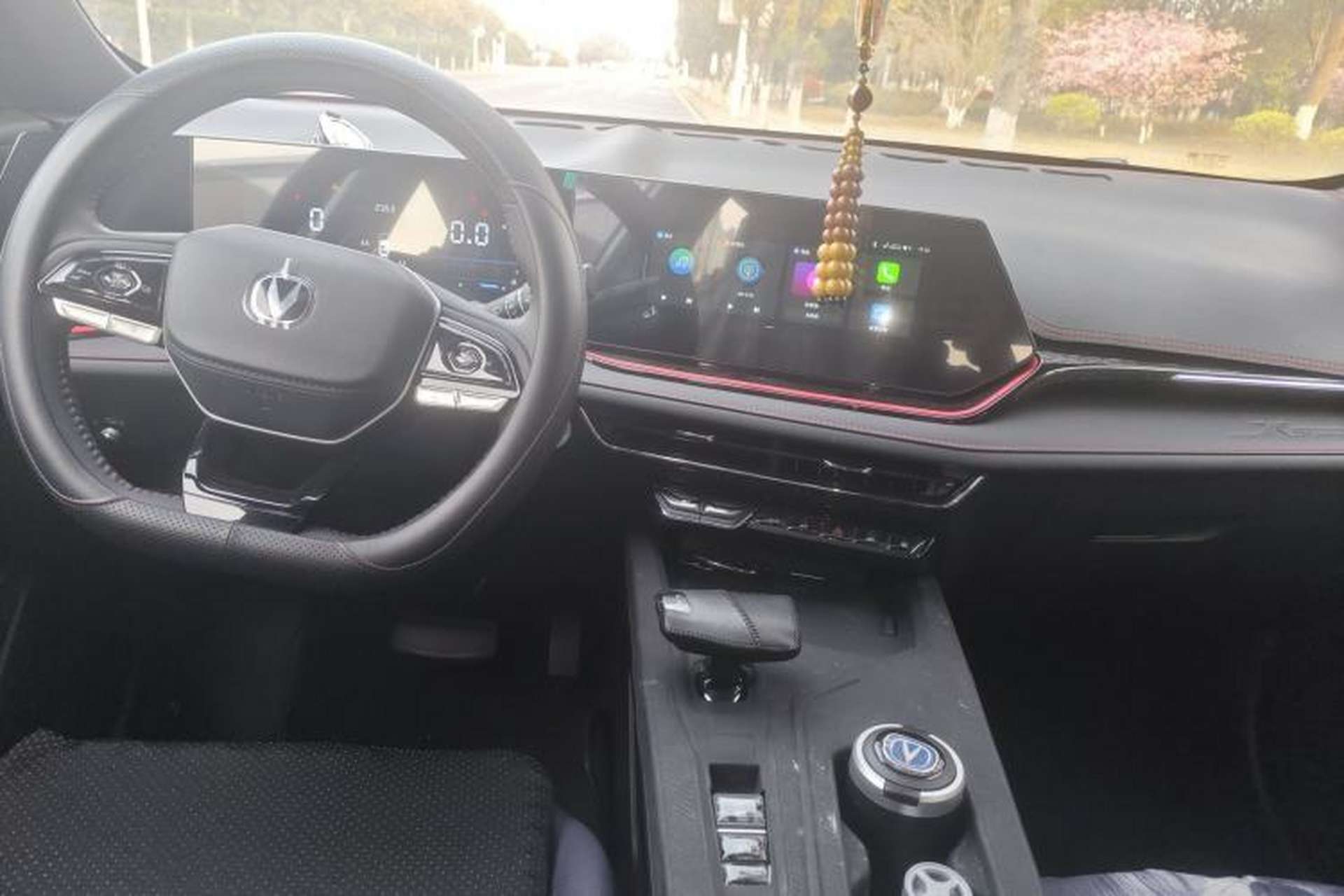 Used CHANGAN X5 PLUS 2025 1.5T DCT High-Energy Version Center Console