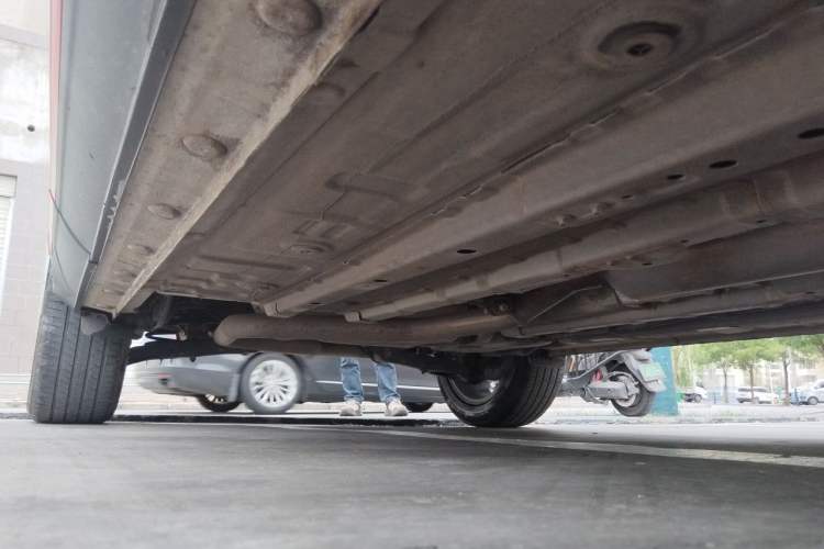 Used CHANGAN X5 PLUS 2025 1.5T DCT Pioneer Edition Chassis Front Right