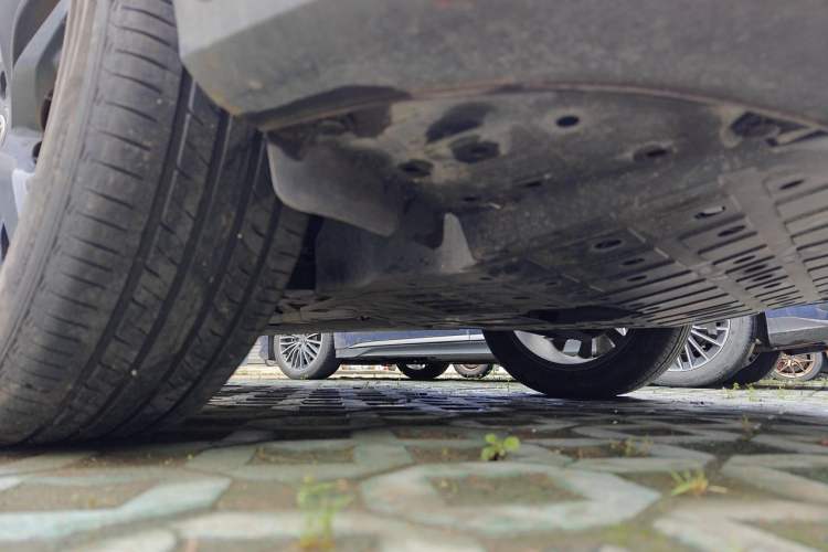 Used CHANGAN X5 PLUS 2025 1.5T DCT Pioneer Edition Chassis Front Right