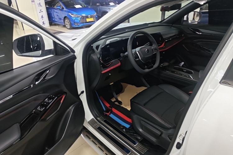Used CHANGAN X5 PLUS 2025 1.5T DCT Pioneer Edition Driver Seat