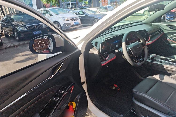 Used CHANGAN X5 PLUS 2025 1.5T DCT Excellence Edition Driver Seat