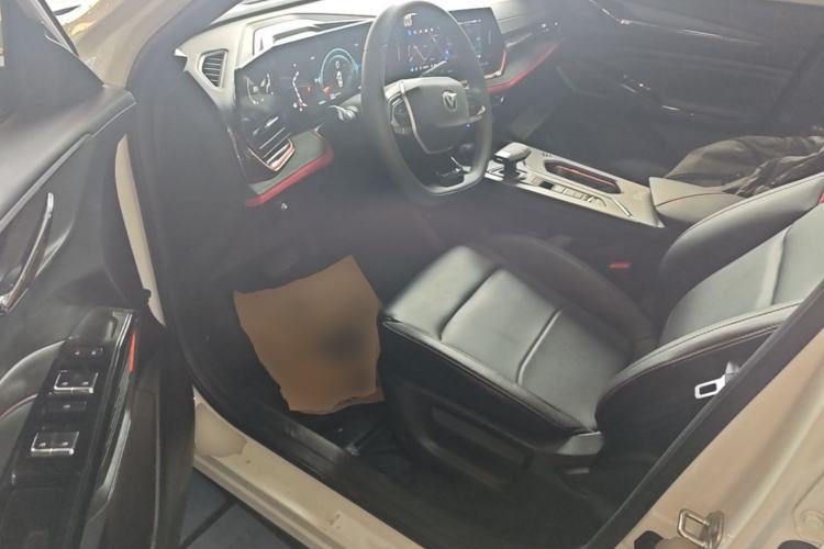 Used CHANGAN X5 PLUS 2025 1.5T DCT Pioneer Edition Driver Seat