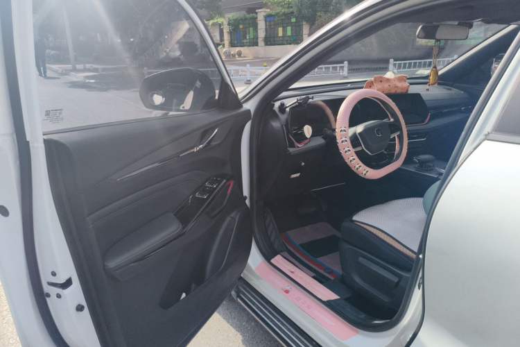 Used CHANGAN X5 PLUS 2025 1.5T DCT High-Energy Version Driver Seat