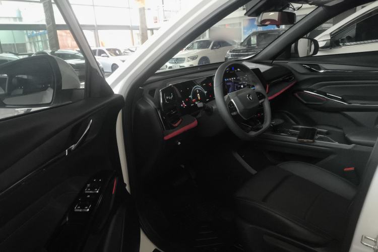 Used CHANGAN X5 PLUS 2025 1.5T DCT Pioneer Edition Driver Seat