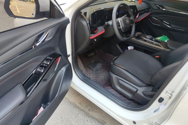 Used CHANGAN X5 PLUS 2025 1.5T DCT Pioneer Edition Driver Seat