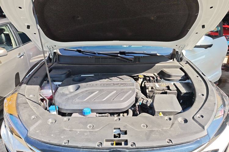 Used CHANGAN X5 PLUS 2025 1.5T DCT Excellence Edition Engine Bay