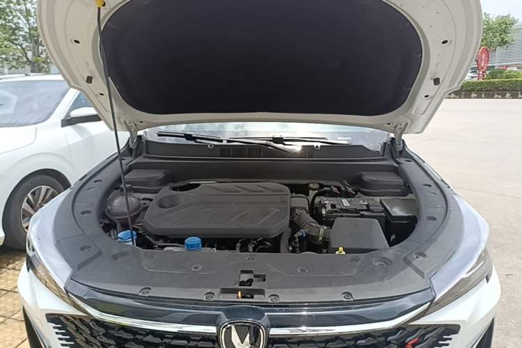 Used CHANGAN X5 PLUS 2025 1.5T DCT High-Energy Version Engine Bay