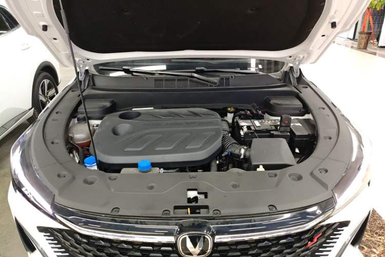 Used CHANGAN X5 PLUS 2025 1.5T DCT Pioneer Edition Engine Bay