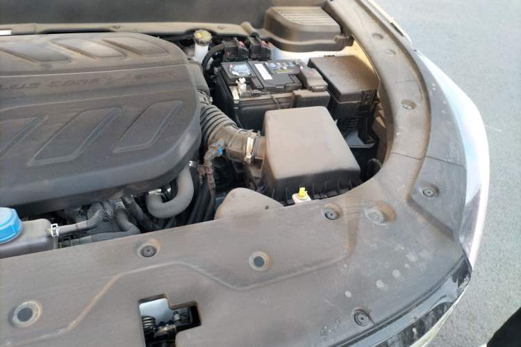 Used CHANGAN X5 PLUS 2025 1.5T DCT High-Energy Version Engine Bay Left
