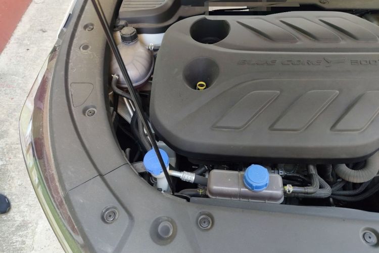 Used CHANGAN X5 PLUS 2025 1.5T DCT Pioneer Edition Engine Bay Right