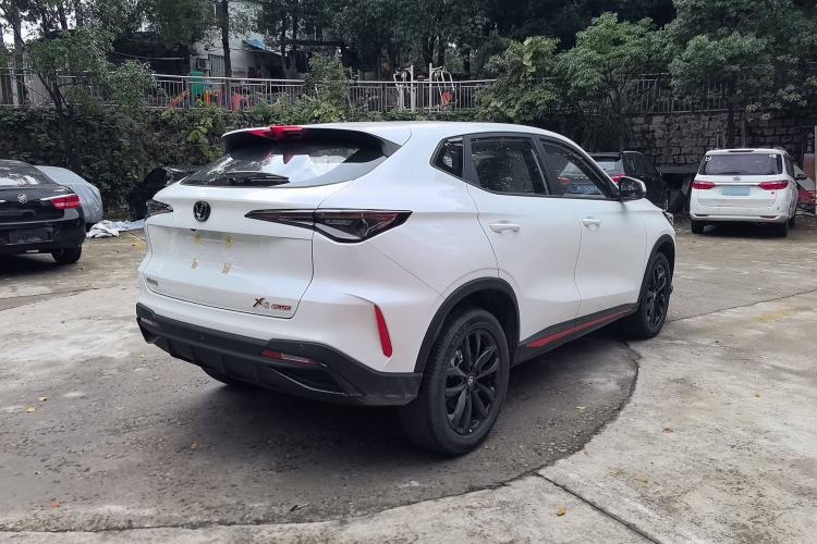 Used CHANGAN X5 PLUS 2025 1.5T DCT Pioneer Edition Exterior 3