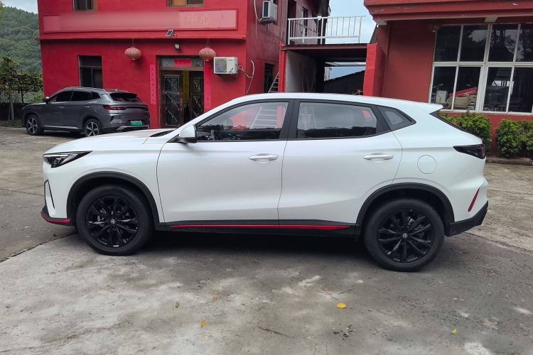 Used CHANGAN X5 PLUS 2025 1.5T DCT Pioneer Edition Exterior 5