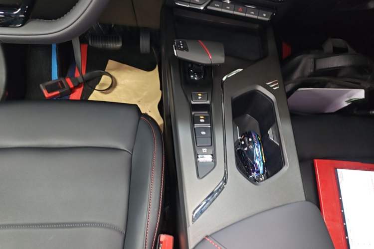 Used CHANGAN X5 PLUS 2025 1.5T DCT Pioneer Edition Gear Lever