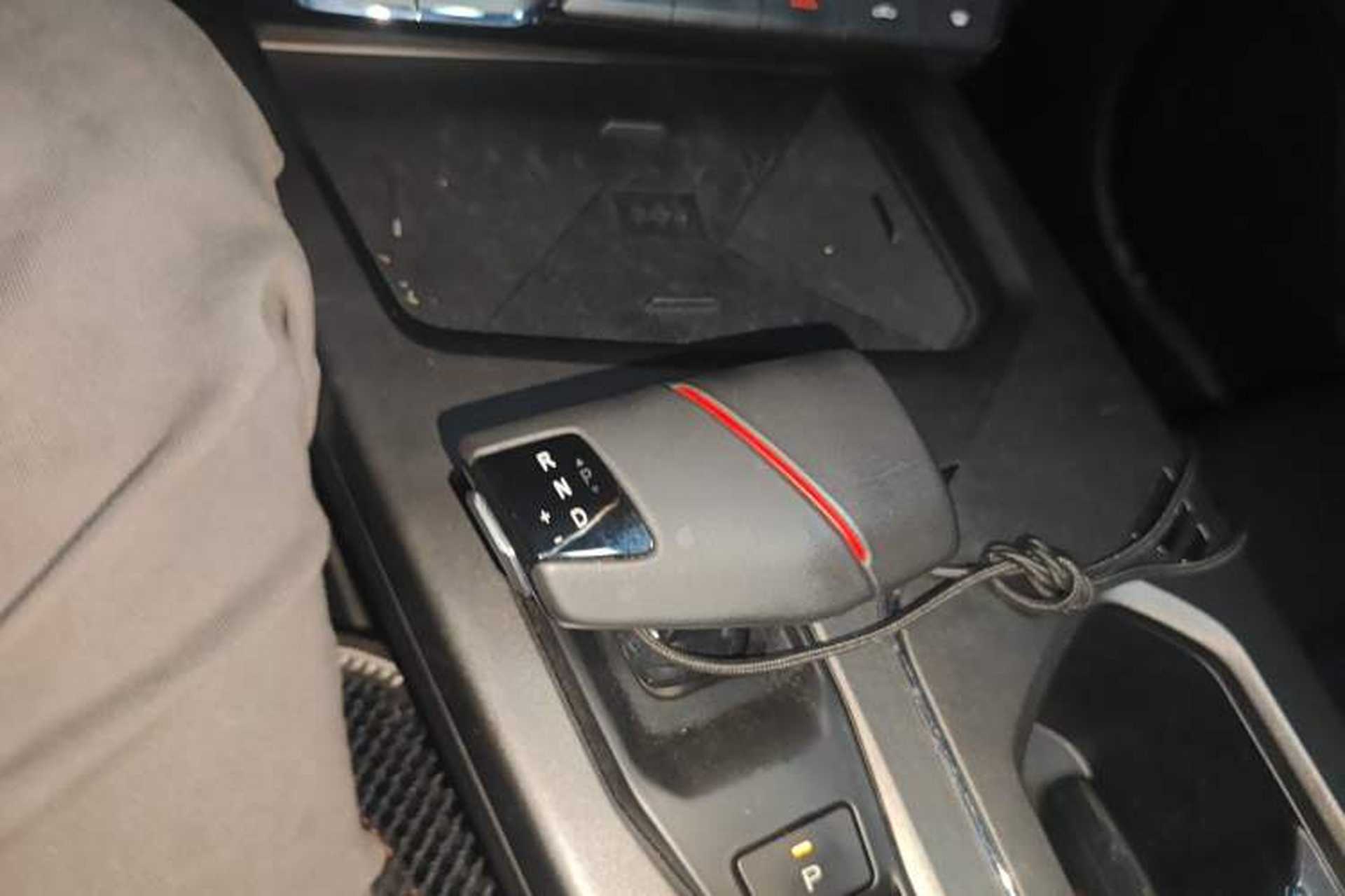 Used CHANGAN X5 PLUS 2025 1.5T DCT Excellence Edition Gear Lever