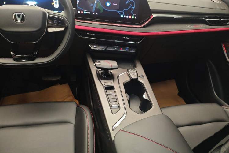 Used CHANGAN X5 PLUS 2025 1.5T DCT Excellence Edition Gear Lever