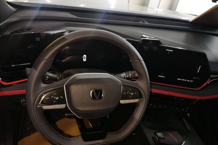 Used CHANGAN X5 PLUS 2025 1.5T DCT Pioneer Edition Instrument Cluster