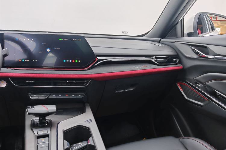 Used CHANGAN X5 PLUS 2025 1.5T DCT Excellence Edition Interior 11