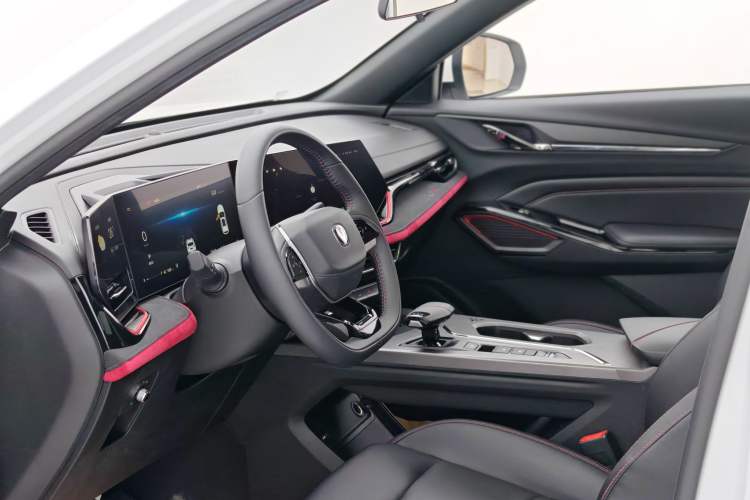 Used CHANGAN X5 PLUS 2025 1.5T DCT Excellence Edition Interior 3