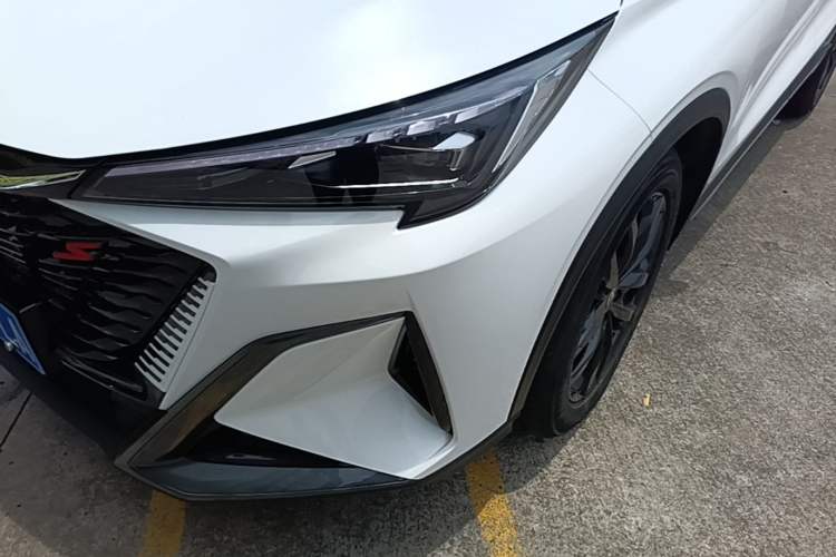 Used CHANGAN X5 PLUS 2025 1.5T DCT High-Energy Version Left Front Headlight