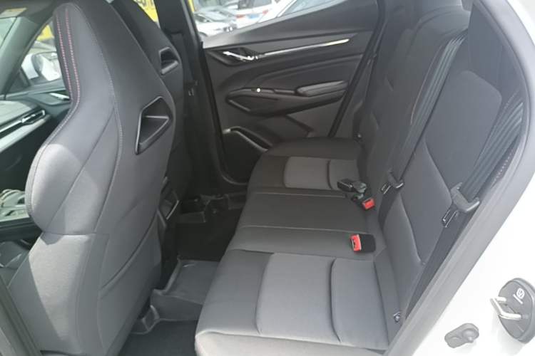 Used CHANGAN X5 PLUS 2025 1.5T DCT High-Energy Version Left Rear Seat