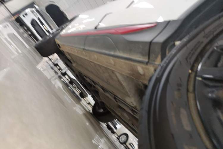 Used CHANGAN X5 PLUS 2025 1.5T DCT Pioneer Edition Left Side Sill