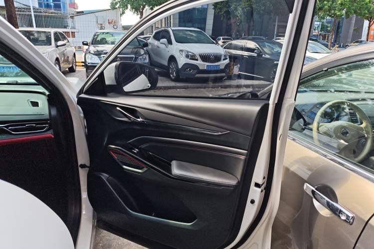 Used CHANGAN X5 PLUS 2025 1.5T DCT Excellence Edition Right Front Door Interior