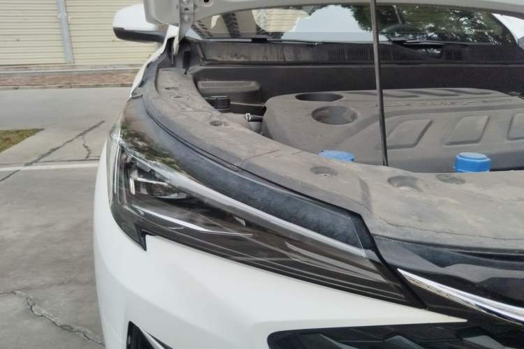 Used CHANGAN X5 PLUS 2025 1.5T DCT Pioneer Edition Right Front Headlight