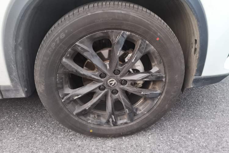 Used CHANGAN X5 PLUS 2025 1.5T DCT High-Energy Version Right Front Wheel Hub