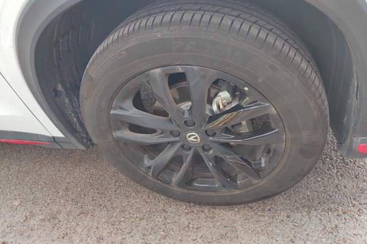 Used CHANGAN X5 PLUS 2025 1.5T DCT Pioneer Edition Right Front Wheel Hub