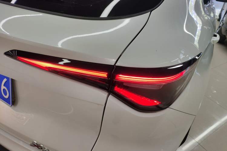 Used CHANGAN X5 PLUS 2025 1.5T DCT Pioneer Edition Right Rear Taillight