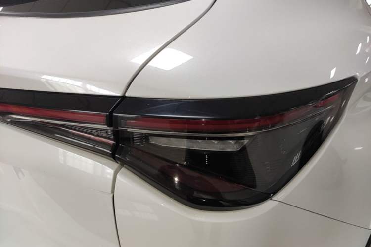 Used CHANGAN X5 PLUS 2025 1.5T DCT Pioneer Edition Right Rear Taillight